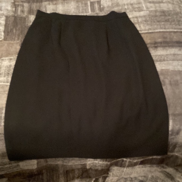 Positive Attitude Two Piece Black Women’s Fitted Suit Set (size 8) - Picture 9 of 12